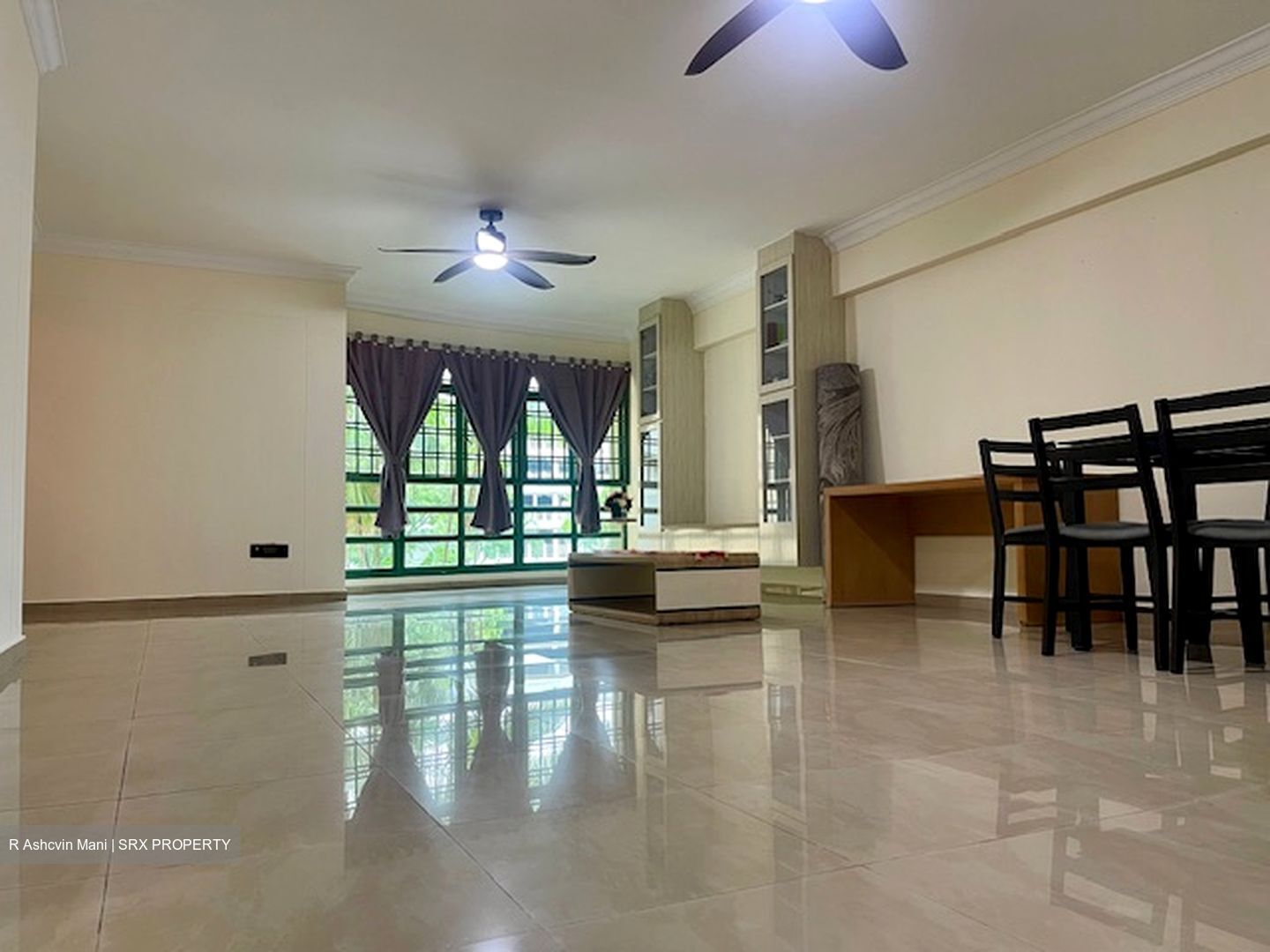 Woodlands Drive 73 thumbnail photo